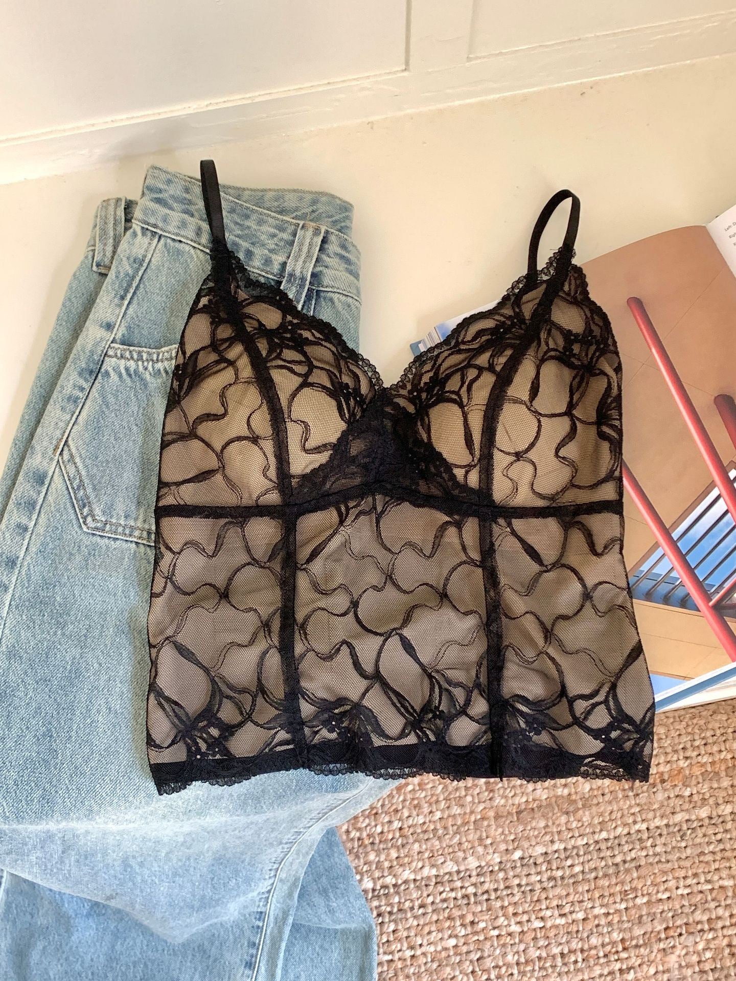 Top in Pizzo Seamless Donna – Camisole con Coppe Imbottite e Schiena Decorata